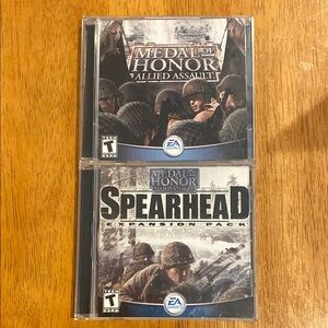 Medal of Honor Allied Assault EA Games 2 Disc PC Game + Spearhead Expansion Pack